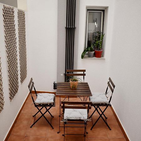 Apartment With A Patio In Las Canteras Лас-Пальмас-де-Гран-Канария Экстерьер фото